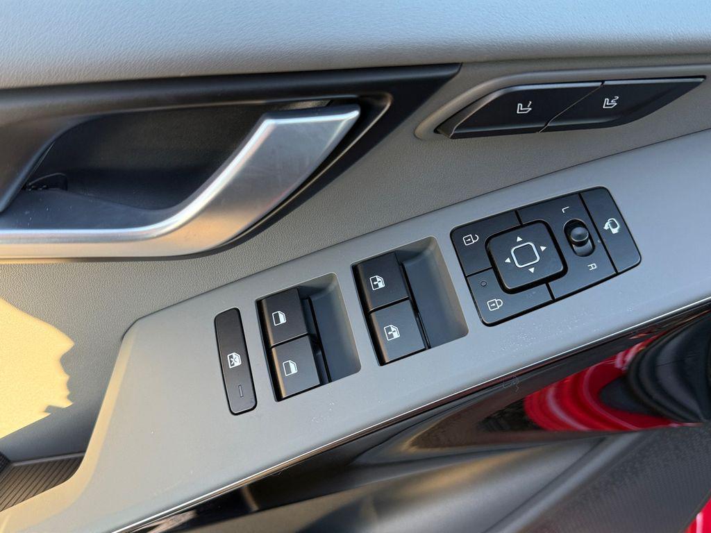 new 2025 Kia Niro car, priced at $35,201