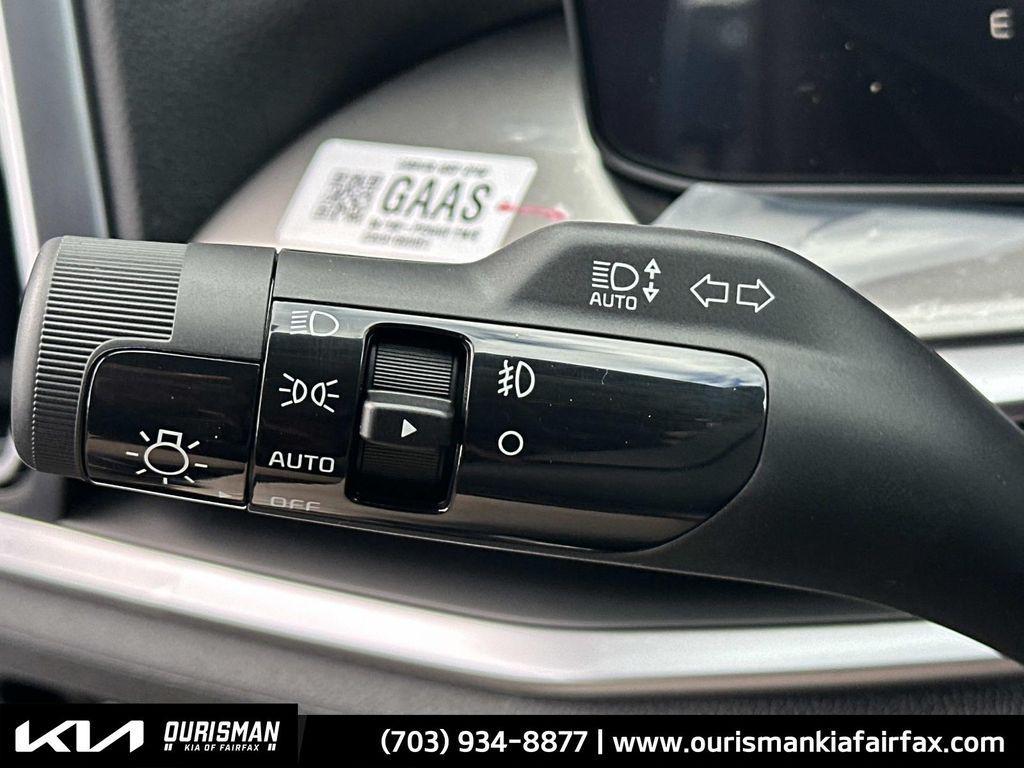 new 2026 Kia Sorento Hybrid car, priced at $42,258