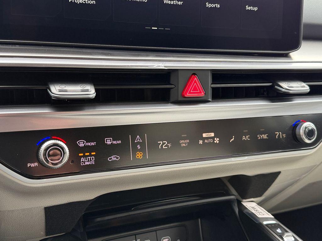 new 2026 Kia Sorento Hybrid car, priced at $42,265