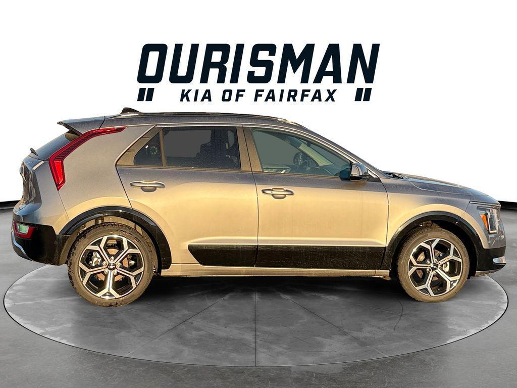 new 2025 Kia Niro car, priced at $31,920