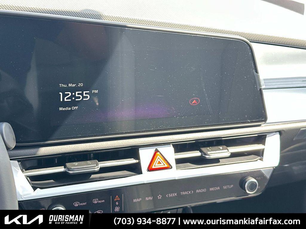 new 2025 Kia Niro car, priced at $29,520