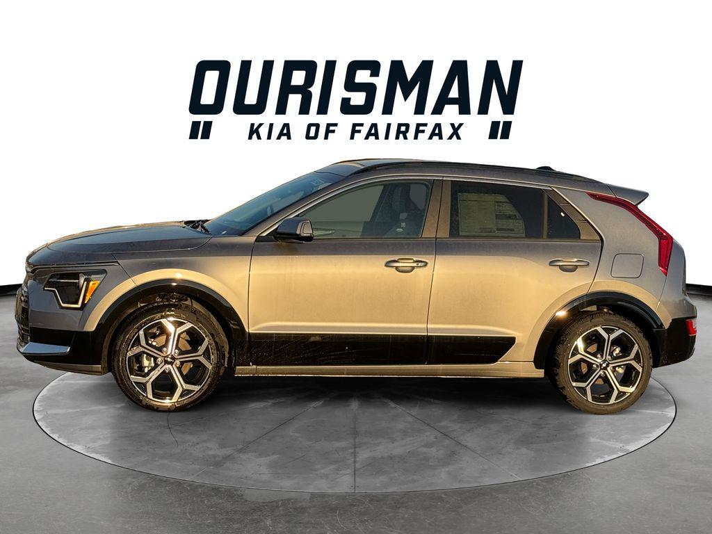 new 2025 Kia Niro car, priced at $31,920