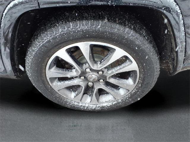 used 2017 Jeep Grand Cherokee car, priced at $13,000