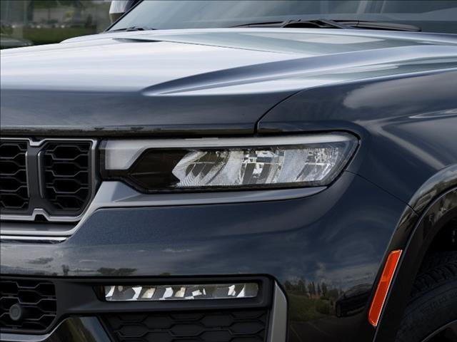 new 2026 Jeep Grand Cherokee car, priced at $47,713