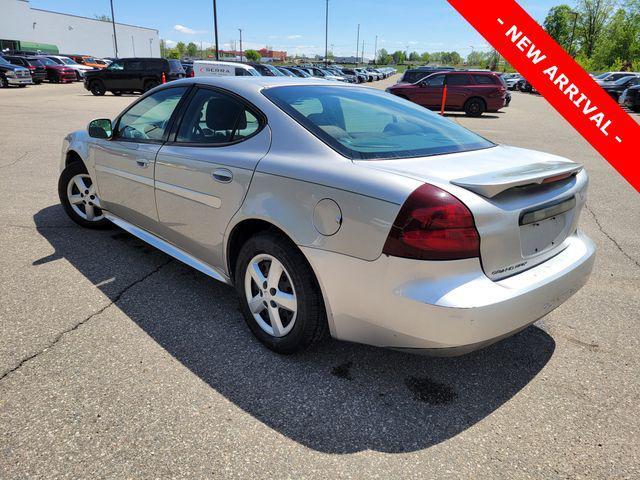 used 2007 Pontiac Grand Prix car, priced at $6,000