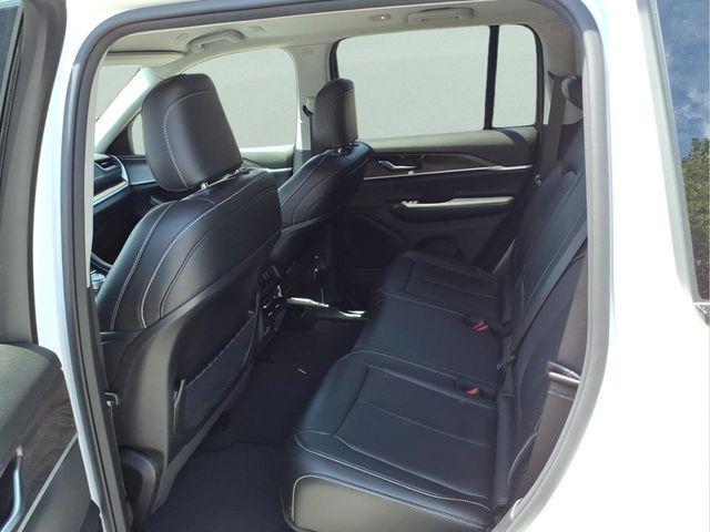 used 2023 Jeep Grand Cherokee car, priced at $30,780