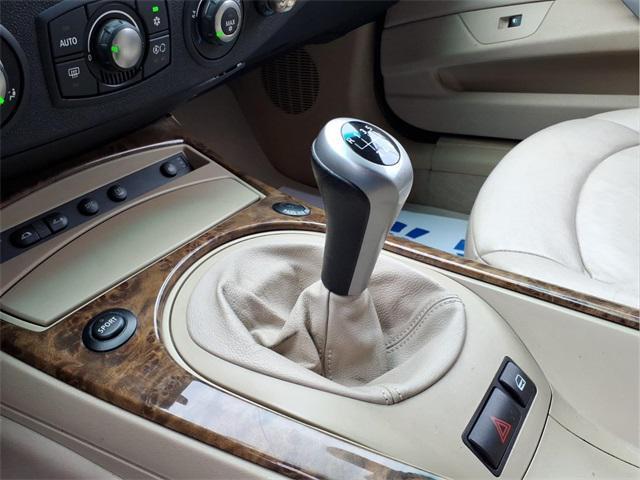 used 2007 BMW Z4 car, priced at $11,000