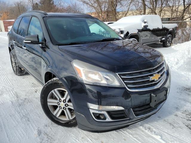 used 2015 Chevrolet Traverse car, priced at $9,500
