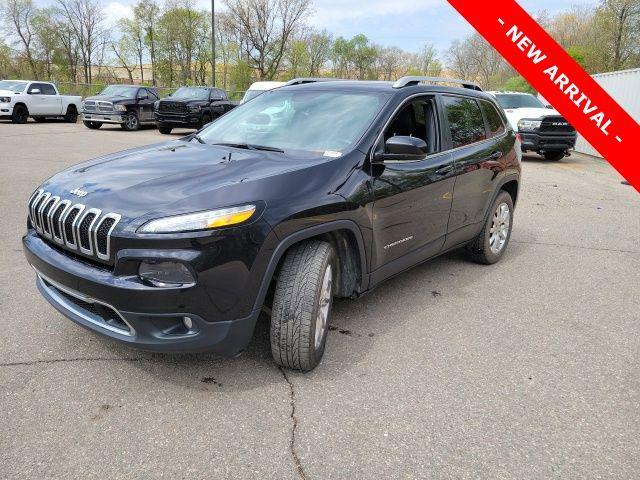 used 2015 Jeep Cherokee car, priced at $13,500