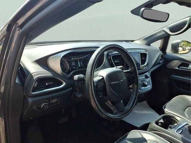 used 2020 Chrysler Pacifica car, priced at $16,500