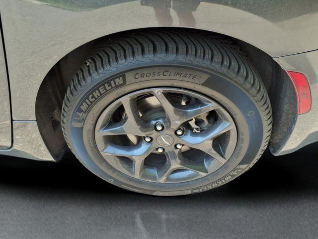 used 2020 Chrysler Pacifica car, priced at $16,500