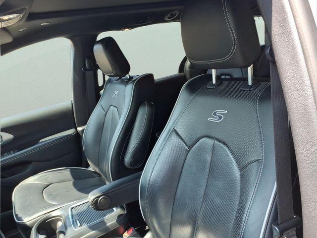 used 2020 Chrysler Pacifica car, priced at $16,500