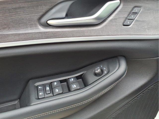 used 2023 Jeep Grand Cherokee car, priced at $24,780