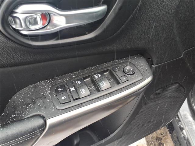 used 2021 Jeep Cherokee car, priced at $20,000