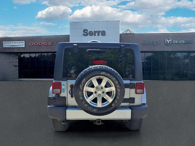 used 2013 Jeep Wrangler Unlimited car, priced at $11,500
