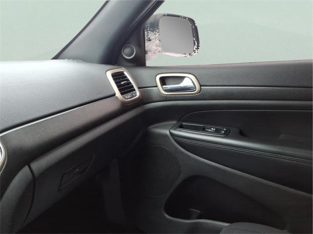 used 2015 Jeep Grand Cherokee car, priced at $6,000