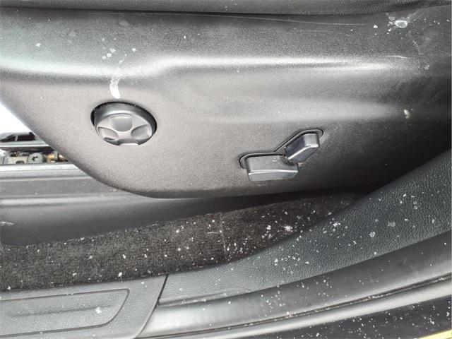 used 2015 Jeep Grand Cherokee car, priced at $6,000