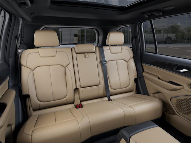 new 2026 Jeep Grand Cherokee car, priced at $47,034