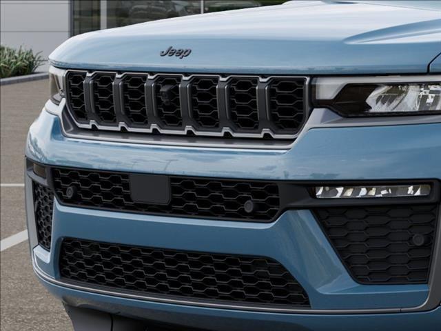 new 2026 Jeep Grand Cherokee car, priced at $47,142