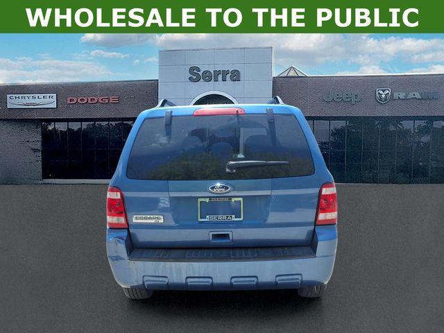used 2010 Ford Escape car, priced at $5,000