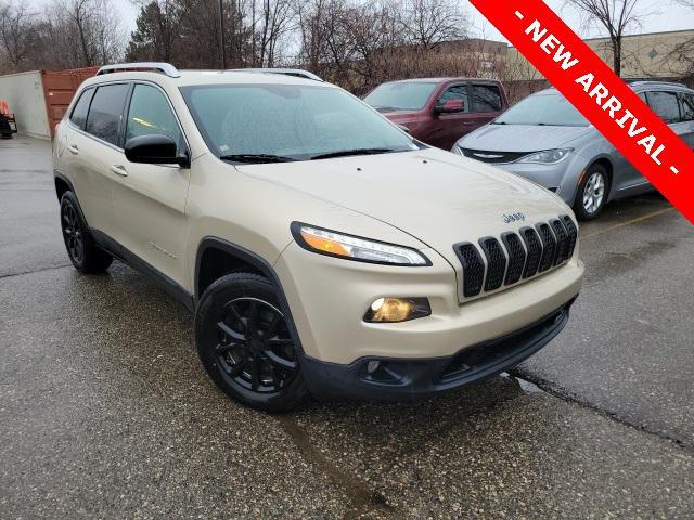 used 2015 Jeep Cherokee car, priced at $8,500