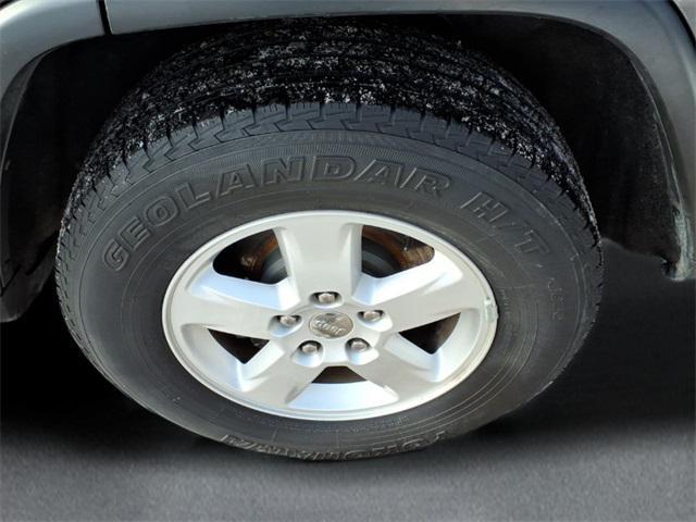 used 2012 Jeep Grand Cherokee car, priced at $5,000