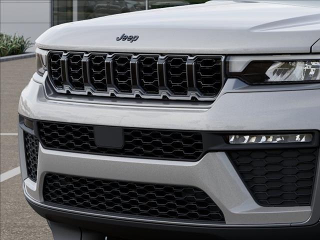 new 2026 Jeep Grand Cherokee car, priced at $46,301