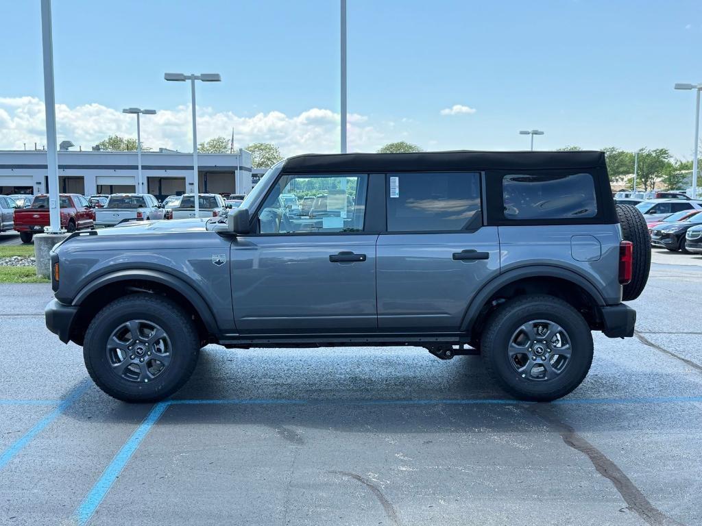 new 2025 Ford Bronco car, priced at $44,425