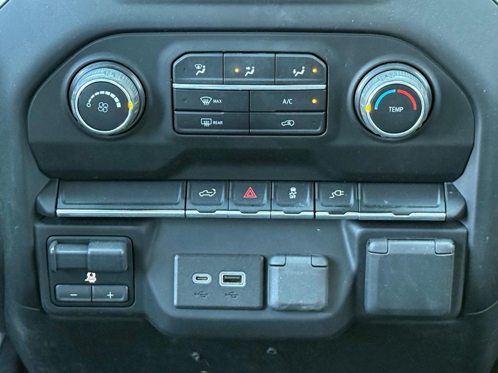 used 2022 Chevrolet Silverado 2500 car, priced at $42,010
