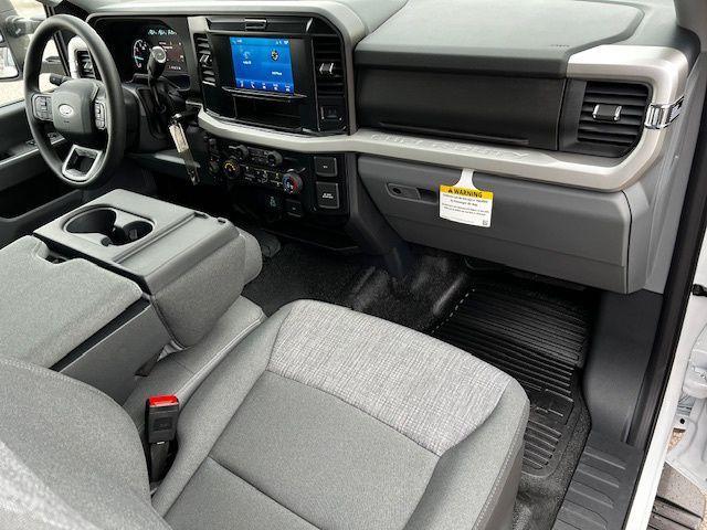 new 2025 Ford F-350 car, priced at $52,700