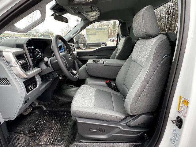 new 2025 Ford F-350 car, priced at $52,700