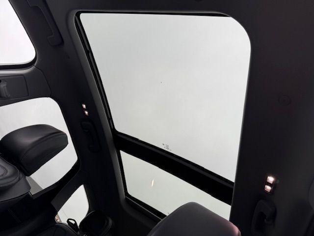 2022 Infinite Black Metallic Lincoln Corsair