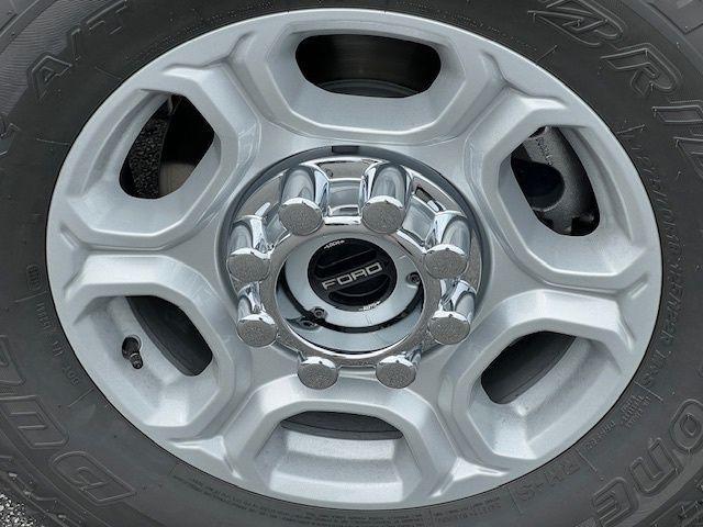 new 2025 Ford F-350 car, priced at $67,220