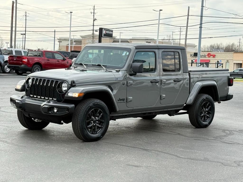 used 2022 Jeep Gladiator car, priced at $27,987