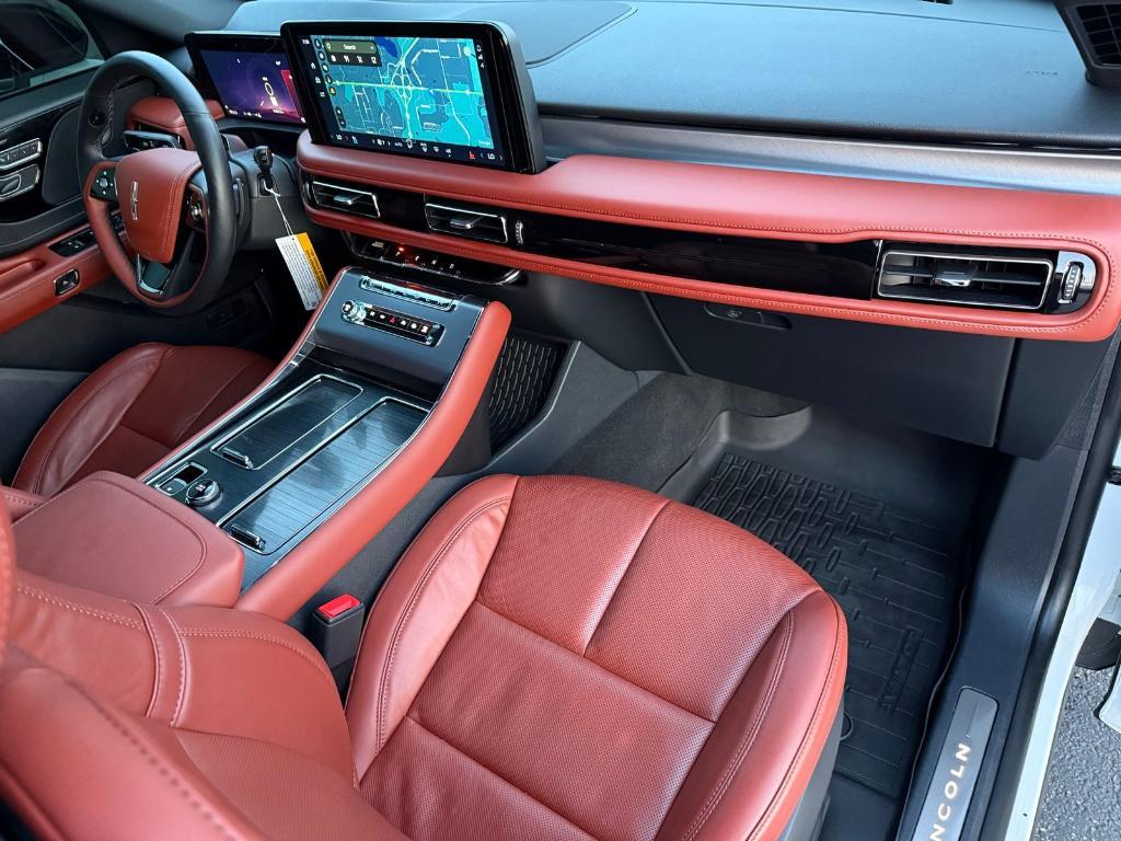 used 2025 Lincoln Aviator car, priced at $63,847