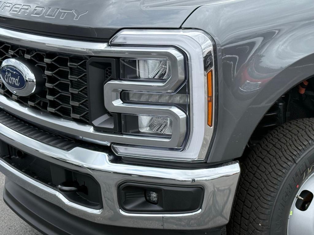 new 2026 Ford F-350 car, priced at $81,550