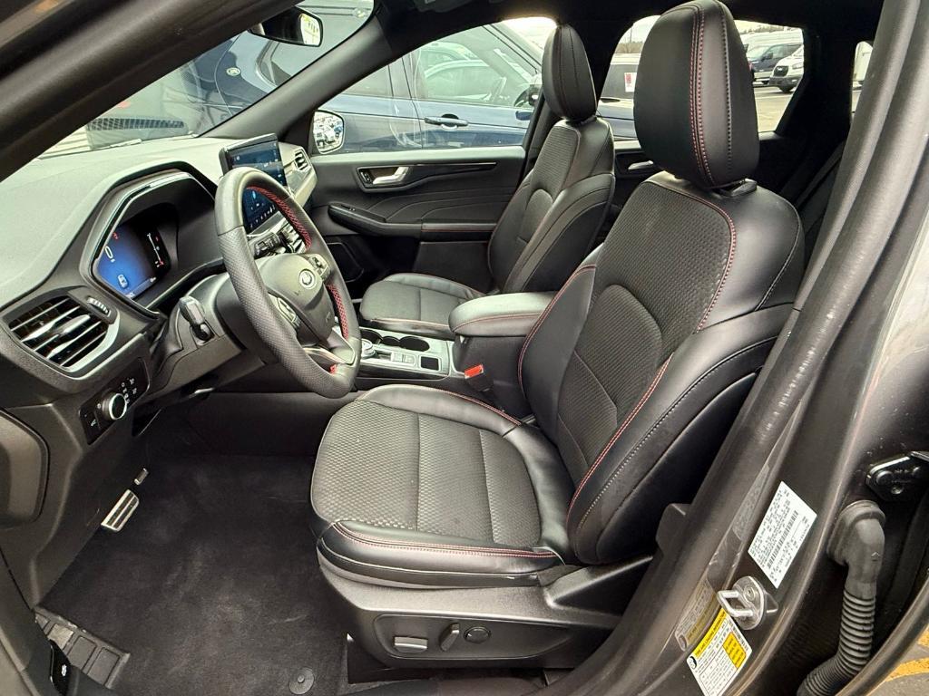 used 2023 Ford Escape car, priced at $23,308
