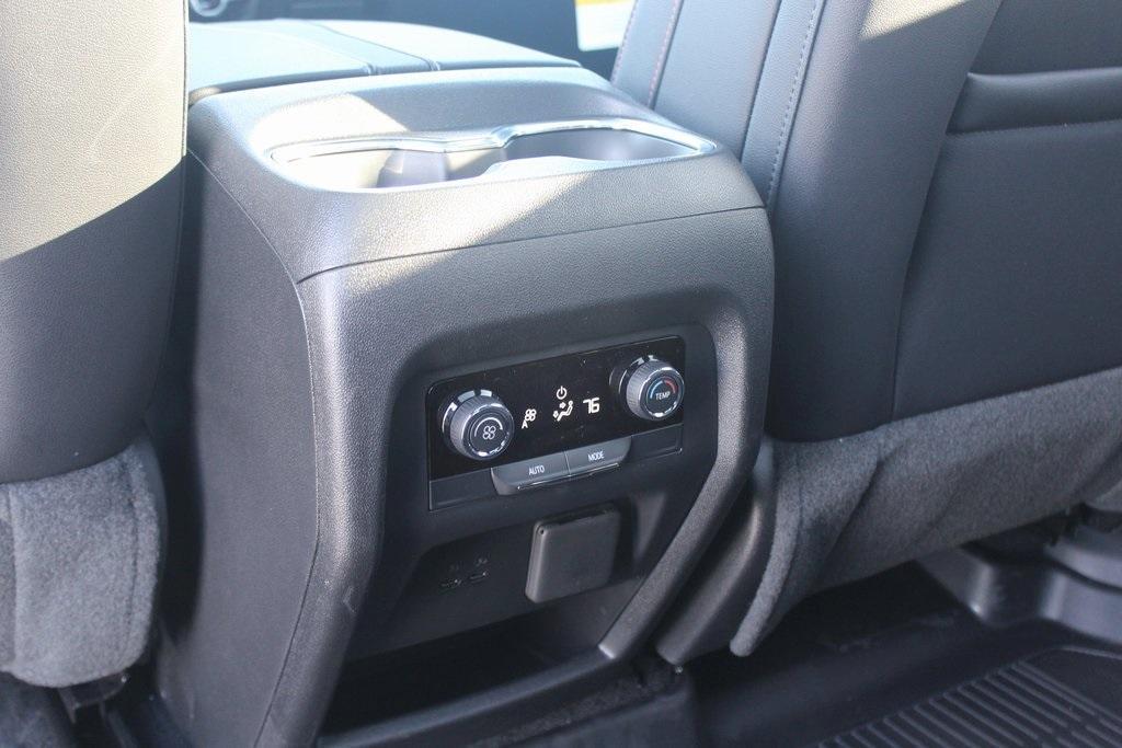 new 2026 Chevrolet Traverse car