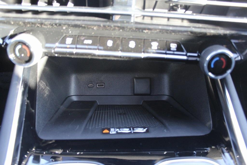 new 2026 Chevrolet Traverse car