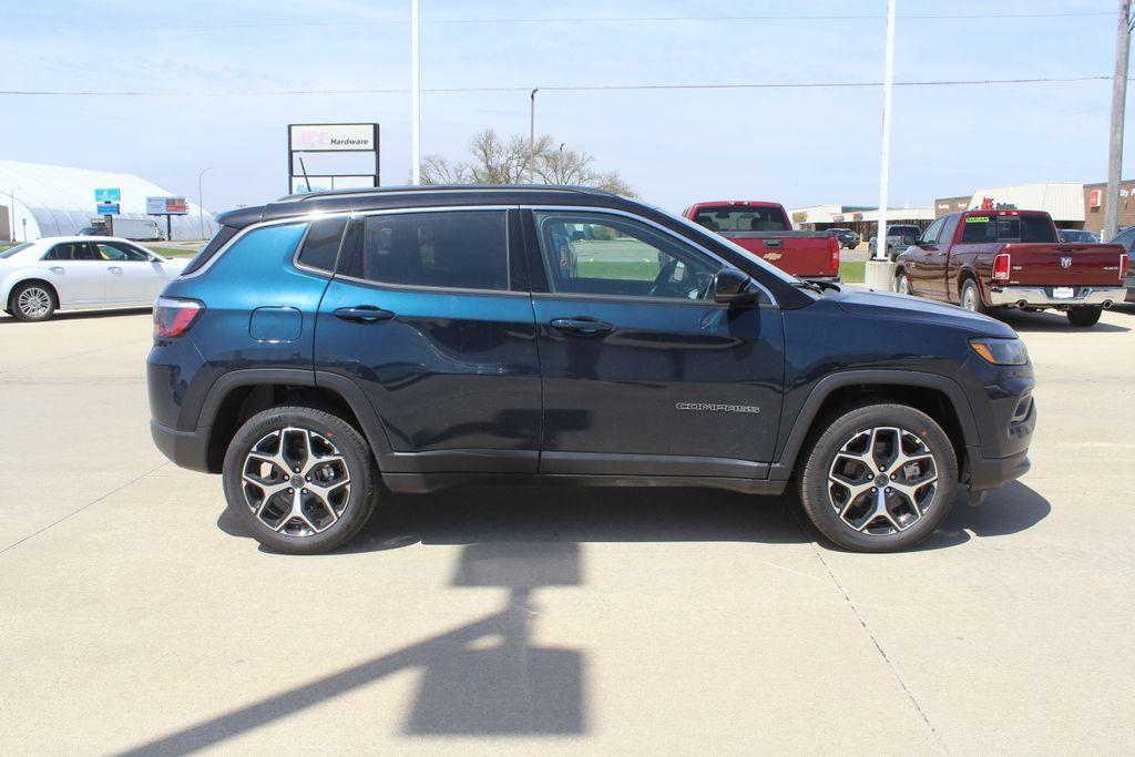 new 2026 Jeep Compass car, priced at $33,343