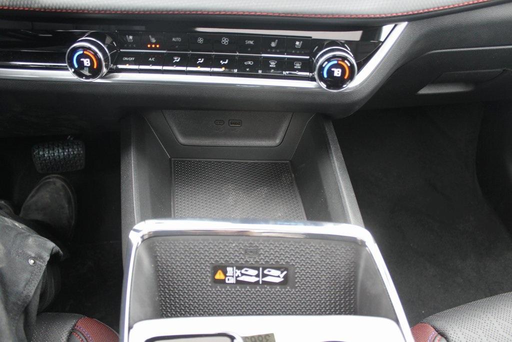 new 2026 Chevrolet Equinox car, priced at $38,755