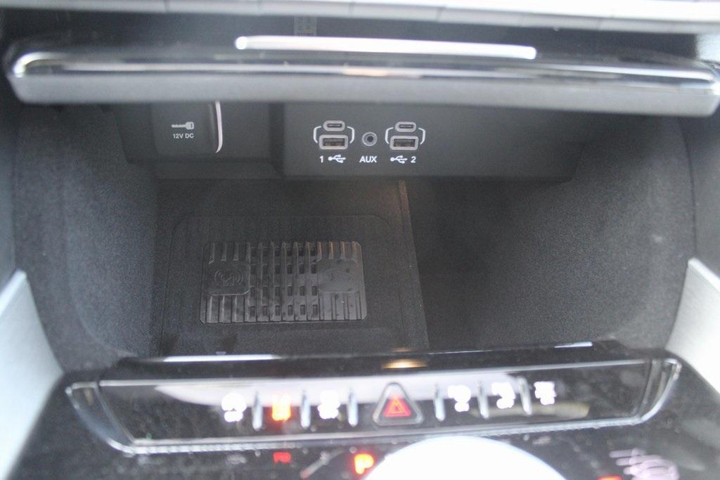 new 2026 Jeep Grand Wagoneer car, priced at $80,950