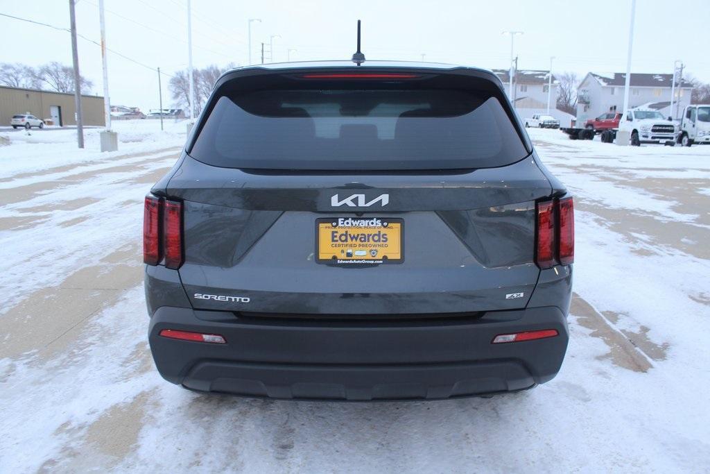 used 2023 Kia Sorento car, priced at $24,238