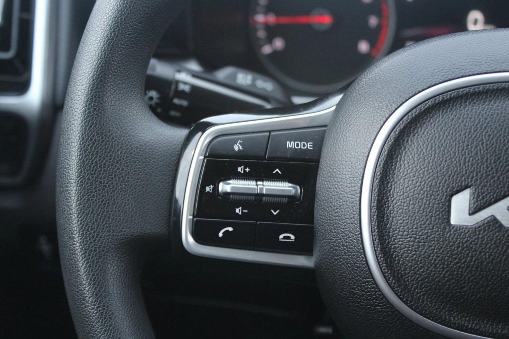 used 2023 Kia Sorento car, priced at $24,238