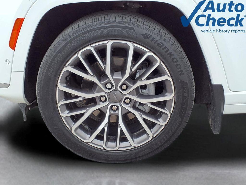 used 2023 Jeep Grand Cherokee L car, priced at $41,578