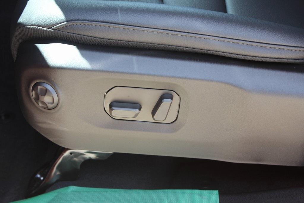 new 2025 Jeep Gladiator car, priced at $40,649