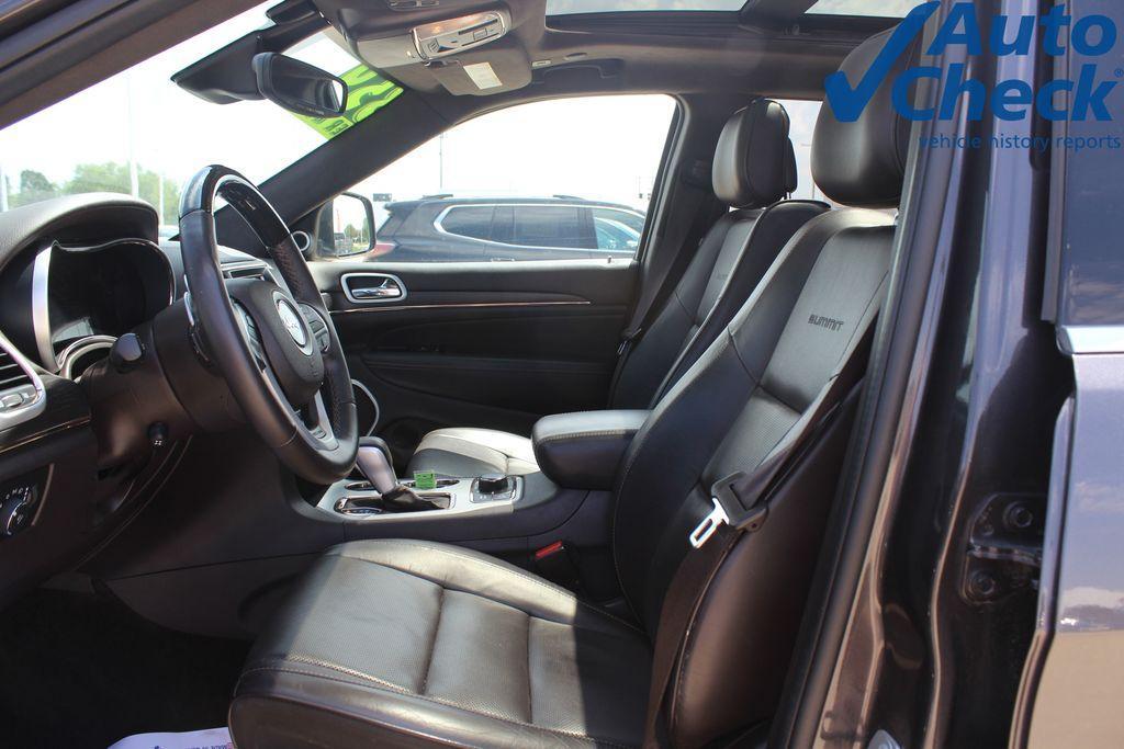 used 2018 Jeep Grand Cherokee car, priced at $19,517