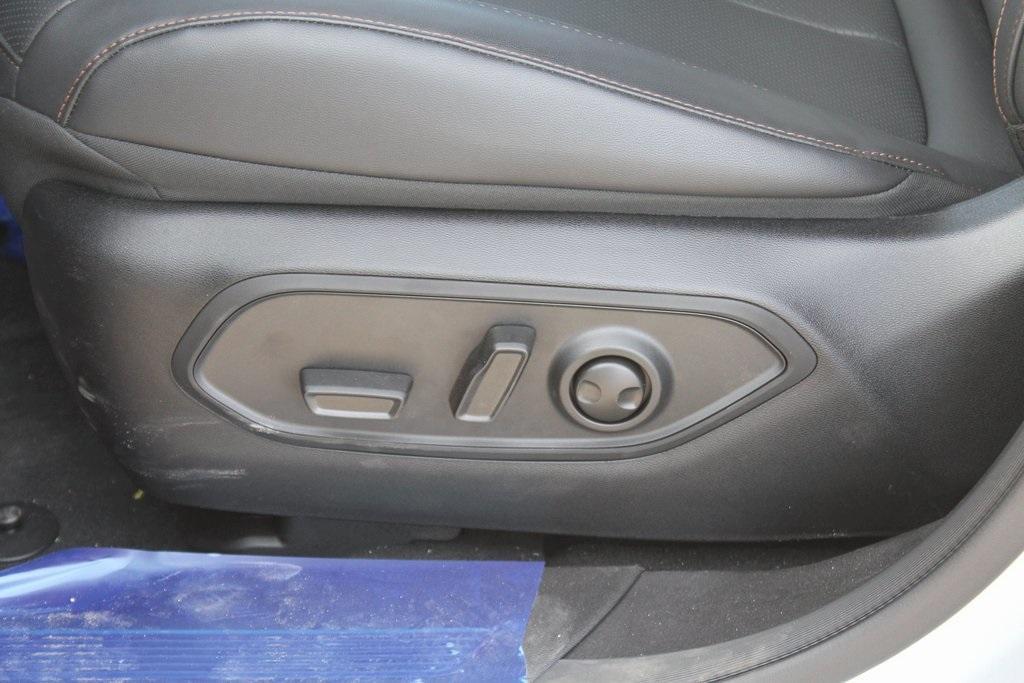 new 2026 Jeep Cherokee car, priced at $42,359