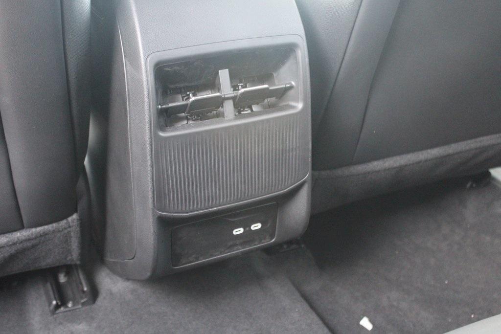 new 2026 Jeep Cherokee car, priced at $42,359