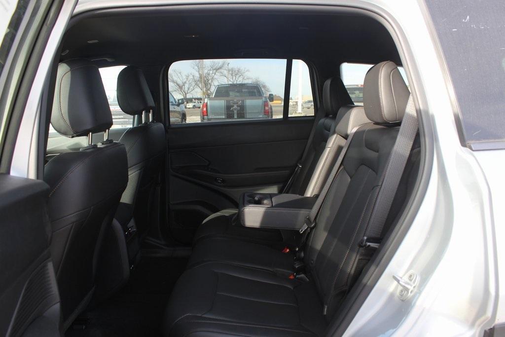 new 2026 Jeep Cherokee car, priced at $42,359